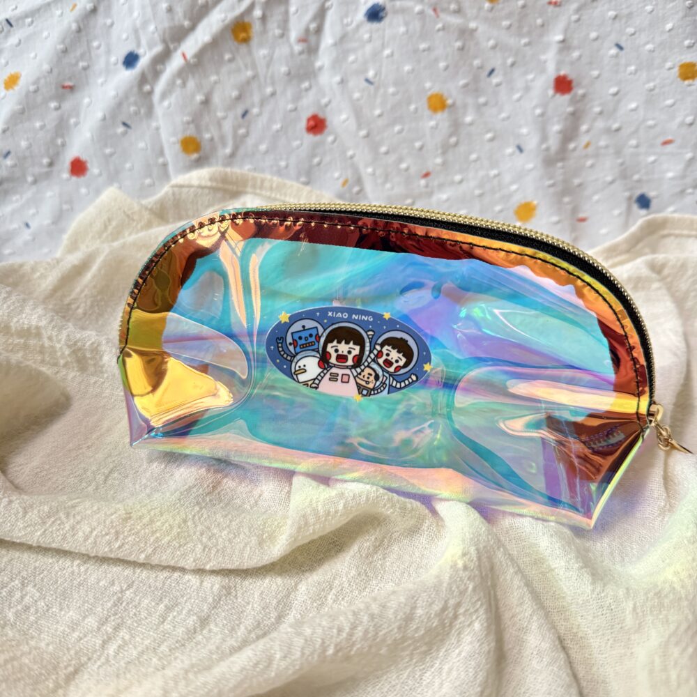 ｜滿額1000｜太空雷射小包+太空圖鑑貼紙+太空迷你資料夾+明信片+品牌貼紙